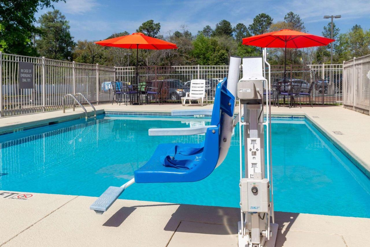 La Quinta Inn & Suites By Wyndham Augusta Fort Eisenhower Bagian luar foto