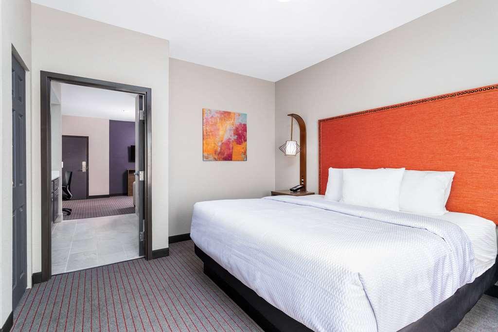 La Quinta Inn & Suites By Wyndham Augusta Fort Eisenhower Ruang foto