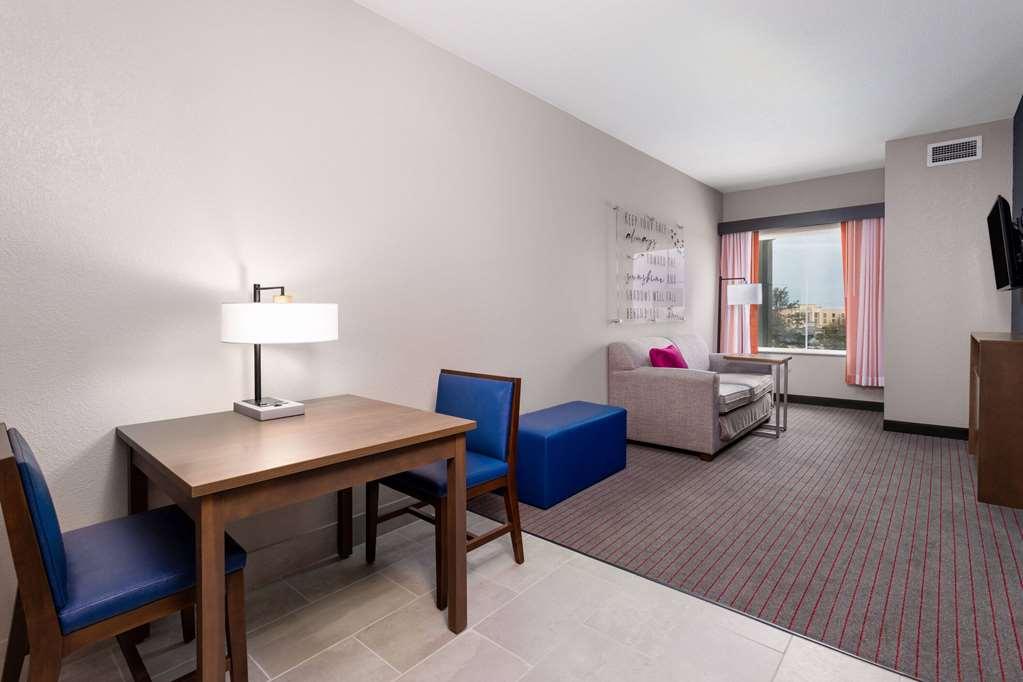 La Quinta Inn & Suites By Wyndham Augusta Fort Eisenhower Ruang foto