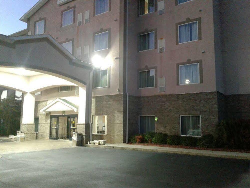 La Quinta Inn & Suites By Wyndham Augusta Fort Eisenhower Bagian luar foto